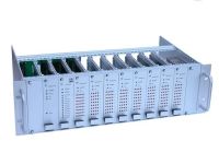 Marchio: CIAS. Articolo: IB-SYSTEM RACK. Kit base completo pre-assemblato comprensivo di 1 Rack 19” 3U, 1 Back Panel a 4 slots, 1 IB Server Rack, 1 IB-Hub, 1 Ib Island-8 e 1 alimentatore 3A, per la gestione di 8 barriere/dispositivi. Max espandibilità 64 barriere/dispositivi per rack con l’aggiunta di moduli IB-BACK PANEL 2S e IB-ISLAND 8.