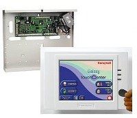 Marchio: HONEYWELL. Articolo: C264-D-E1-TCKP1. Centrale antintrisione 16 zone espandibile fino a 264 zoneDispone di 2 bus RS485 per connessione di apparati esterniFino a 32 porte controllateFino a 16 aree/ settoriFino a 1000 utentiFino a 67 pianificazioni settimanali a disposizioneAccesso al varco controllato attraverso modelli e gruppi di accessoDisinserimento dell’area associata al varco tramite lettore di badgeRegistro degli eventi di accesso con 1000 eventi registrati nella centrale (registro a parte per le intrusioni)Possibilità di comunicazione tramite EthernetComunicatore digitale PSTN integratoPorta di comunicazione seriale RS232 integrataPossibilità di inserire i gruppi mediante il lettore di tessereSblocco delle porte in caso di incendio, tramite il controllo dell’evacuazioneFino a 32 canali per la verifica audioInterfaccia multilingueApp GX Remote Control per controllare fino a 5 sistemi da smartphone o tabletCompatibilità con tutti i lettori WiegandFino a 8 RF PortalsTecnologia bidirezionale Agile Radio Routing (brevettata)Certificata secondo le normative EN50131-3:2009, EN50131-6:2008Versione comprensiva di tastiera Touchscreen
