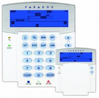 Marchio: PARADOX. Articolo: K32I. Tastiera con visualizzatore LCD ad icone con retroilluminazione colore blu ad alta visibilità, visualizzazione dello stato delle 32 zone per le 2 aree. Sportello verticale di protezione dei tasti, possibilità di regolazione della luminosità. Collegamento su BUS (max. 15 tastiere). 1 ingresso zona. Compatibile con centrali SPECTRA SP e MAGELLAN MG5000/MG5050.➤ Firmware aggiornabile localmente tramite interfaccia 307USB e software WinLoad➤ Messaggi ad icone per la programmazione e le funzioni utente➤ Indicatore LED per la modalità di funzionamento StayD➤ Zone avviso acustico con programmazione indipendente➤ 8 tasti di attivazione rapida➤ 3 tasti di attivazione allarme
