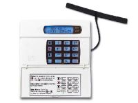 Marchio: SCANTRONIC. Articolo: SD3-CEN. Combinatore telefonico doppio vettore PSTN e GSM a sintesi vocale e messaggi SMS, dotato di tastiera retroilluminata, altoparlante, microfono e display LCD a 16 caratteri x 2 linee. Antenna GSM esterna (fornita) 8 ingressi associabili a max 10 numeri telefonici con 17 messaggi diversi (8 allarmi, 8 ripristini e 1 del sito) di max 30 sec. cad. o 32 caratteri se SMS. Memoria non volatile di 128 eventi, 4 uscite elettroniche programmabili e gestibili da remoto, ascolto ambientale e sensore termico incorporato, alimentazione 10-28Vcc, assorbimento 150mA.