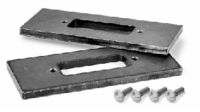 Marchio: TSEC. Articolo: CST-1MF . Piastre in ferro a saldare 40x100x5mm con fori maschiati filettati M4 - conf. da 2 pz. Per l'installazione di 1 contatto serie CST-1 