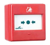 Marchio: COOPER. Articolo: CBG370S. Pulsante di allarme analogico per montaggio a vista, dotato di un indicatore LED ad alta visibilità per indicare lo stato di allarme. Il corpo del pulsante CGB370/S è in plastica ABS con grado di protezione meccanica IP42. Il pulsante di allarme indirizzabile CBG370/S, come il resto della gamma dei dispositivi analogici, è dotato di circuito isolatore e viene automaticamente indirizzato dalla centrale (Soft Addressing) evitando le tipiche problematiche dovute all’indirizzamento manuale (doppio indirizzo, no indirizzo, ecc.)