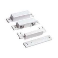 Marchio: HONEYWELL. Articolo: 7939WG-GY. Contatto magnetico per circuiti N.C. con fissaggio a viti di colore GRIGIO.. Utilizzabile con distanziale AD52 e coperchietto AD53.Distanza di lavoro 22 mm. Dimensioni 65x16x15 mm.