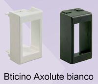 Marchio: PESS. Articolo: T.A.B.A.B.. TAPPI ADATTATORI PER INSERITORI UNIVERSALI. Bticino Axolute bianco (confezione 3 pz.)