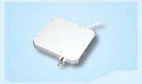 Marchio: VIMO. Articolo: CTF222SW. Contatto a filo per tapparelle dotato di sistema di analisi del segnale proveniente da due contatti interni al sensore. L’alternanza dello scatto dei due contatti provoca l’allarme. Collegamento con cavo a 4 conduttori (alimentazione e contatto di allarme). L’ampia gamma di tensioni di alimentazione ed il minimo assorbimento (0,01 mA) consentono l’utilizzo anche con trasmettitori tipo wireless. Contatto con NC in STAND-BY NA in allarme. Lunghezza cordina 2,9 m. Connessione cavo a 4 conduttori 1 m. Dimensioni 102x98x16mm. Tensione di alimentazione Da 2,8Vcc a 13,5Vcc. Contatto di allarme NA (in allarme). 